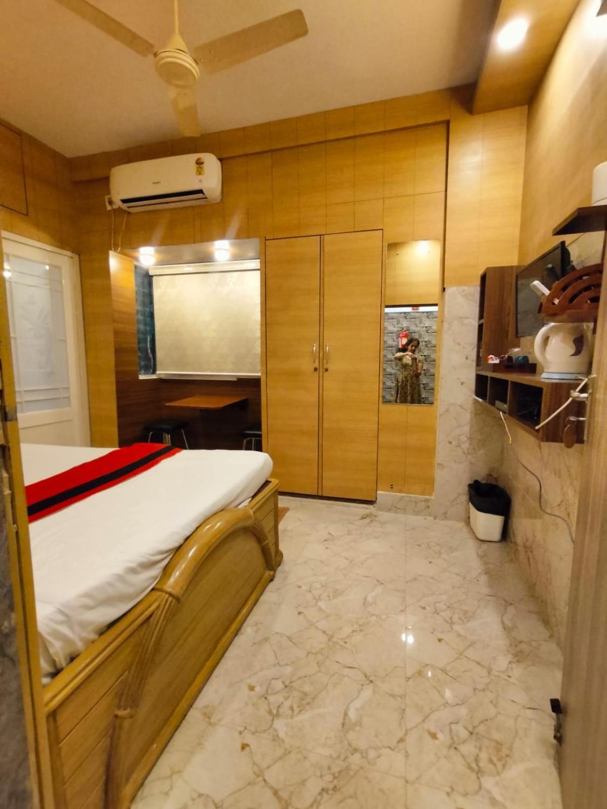 Kollolini Kolkata Bed and Breakfast Εξωτερικό φωτογραφία